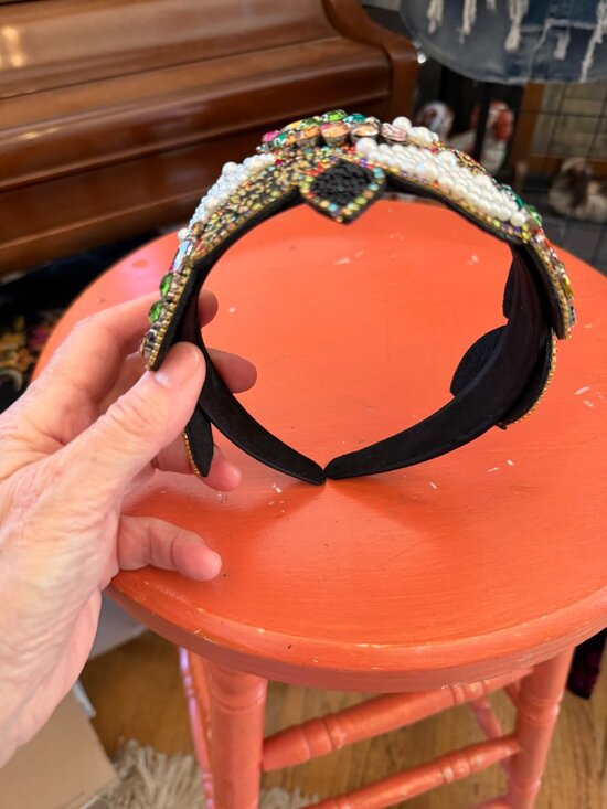 BOUTIQUE JEWELED HEADBAND main image 4